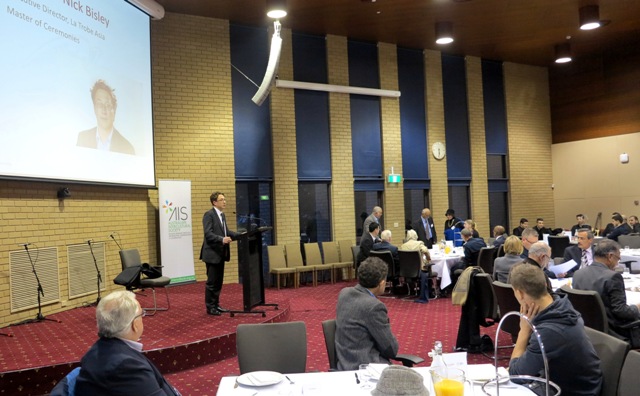 AIS and La Trobe University Celebrate Intercultural Iftar as Ramadan Comes to a Close